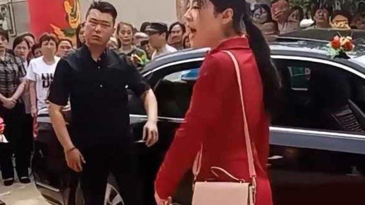 Kakak ipar marah tahu kelakuan sang pengantin wanita
