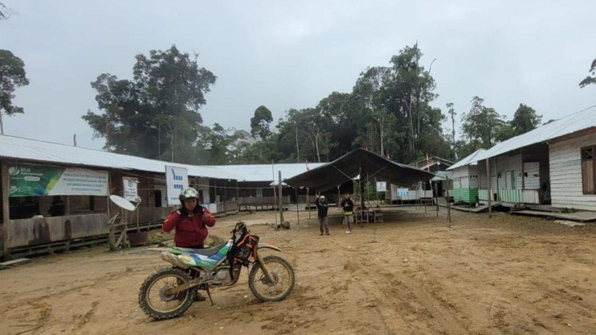 Kamp PT Modern di Semamu, Malinau, Kalimantan Utara, pada ketinggian 800 Mdpl