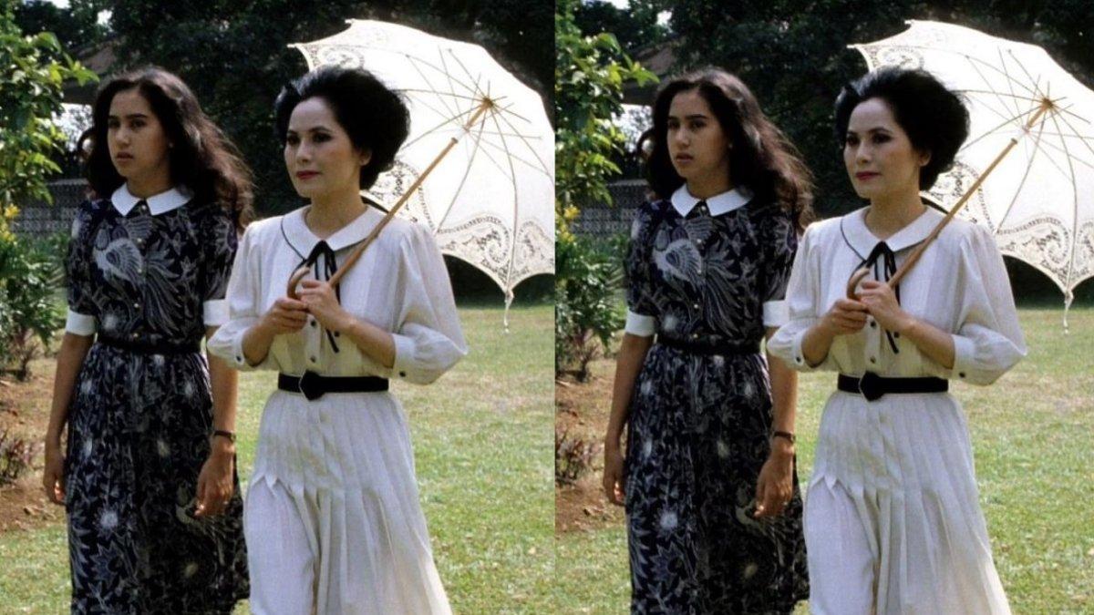 Kartika Sari Dewi dan Ratna Sari Dewi.