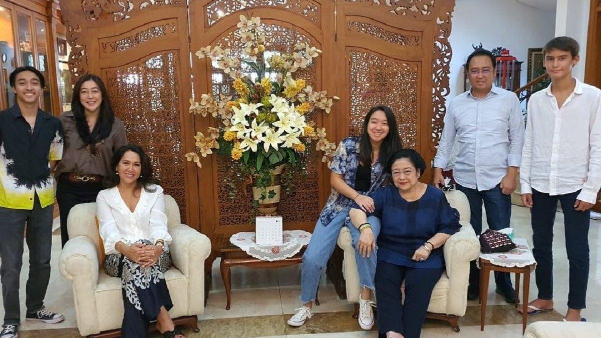 Kartika berkumpul bersama keluarga Megawati