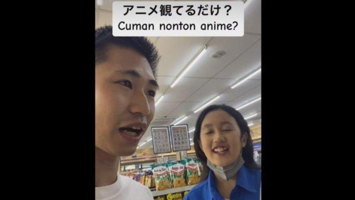 Kasir Indomaret di Purwokerto viral fasih bahasa Jepang hanya dengan nonton anime