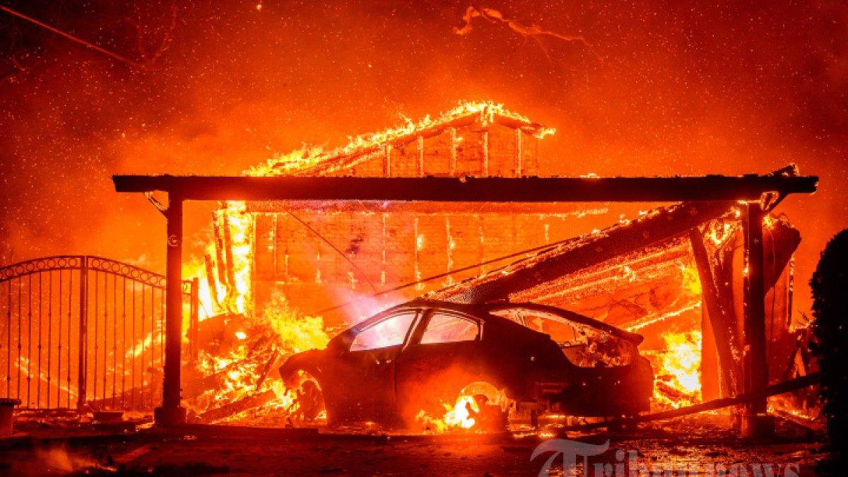 Kebakaran di Los Angeles Amerika Serikat