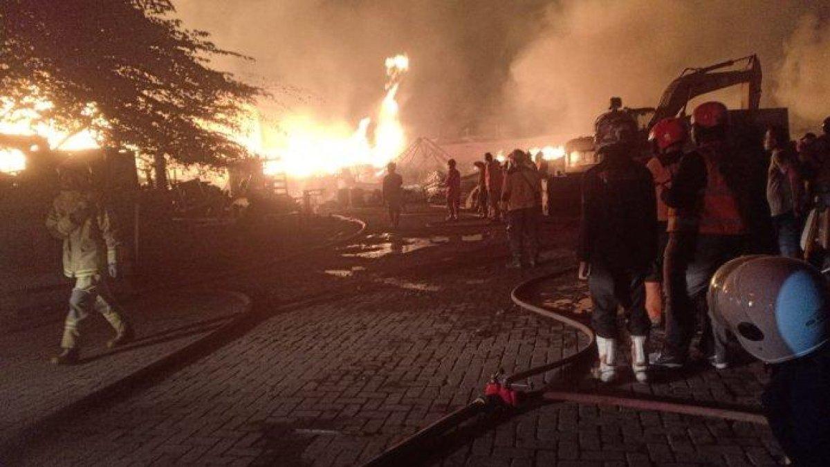 Kebakaran di gudang rongsok Semanggi, Solo, Selasa (3/10/2023).