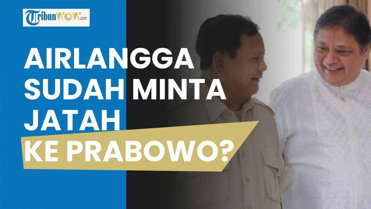Ketua Umum Partai Golkar, Airlangga Hartarto kemudian berharap mendapat jatah menteri lebih banyak