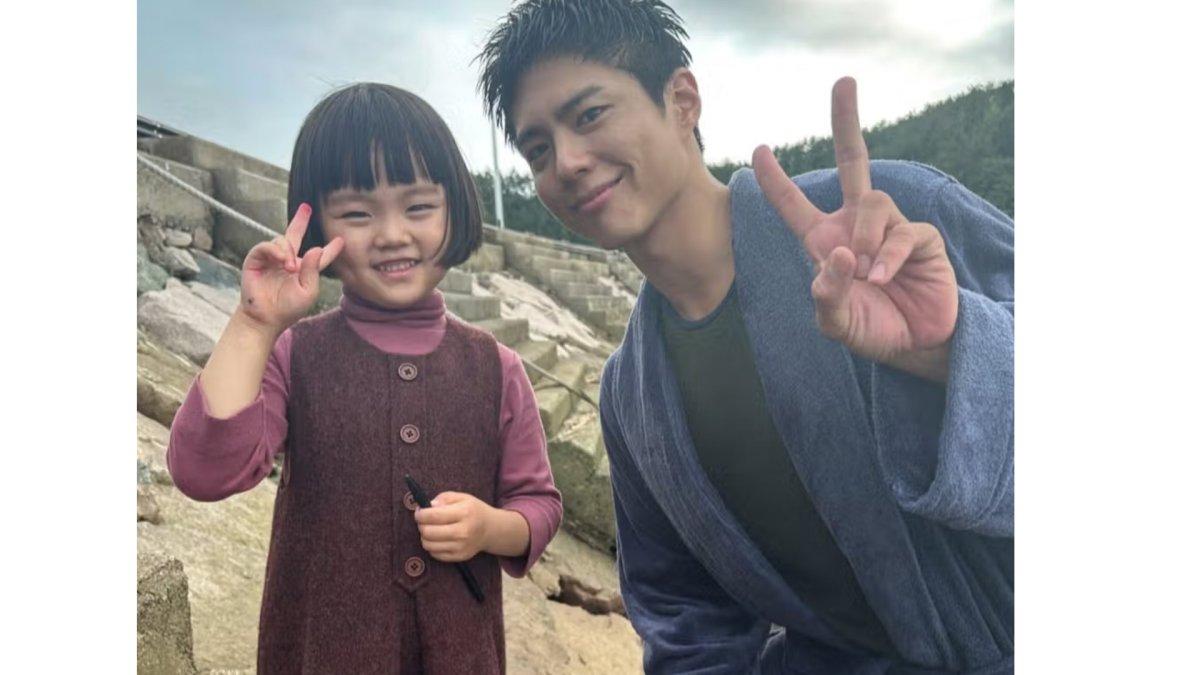 PROFIL AKTOR CILIK - Kim Se A memerankan karakter adik Gwan Sik, Gyeong Ok di drakor When Life Gives You Tangerines.