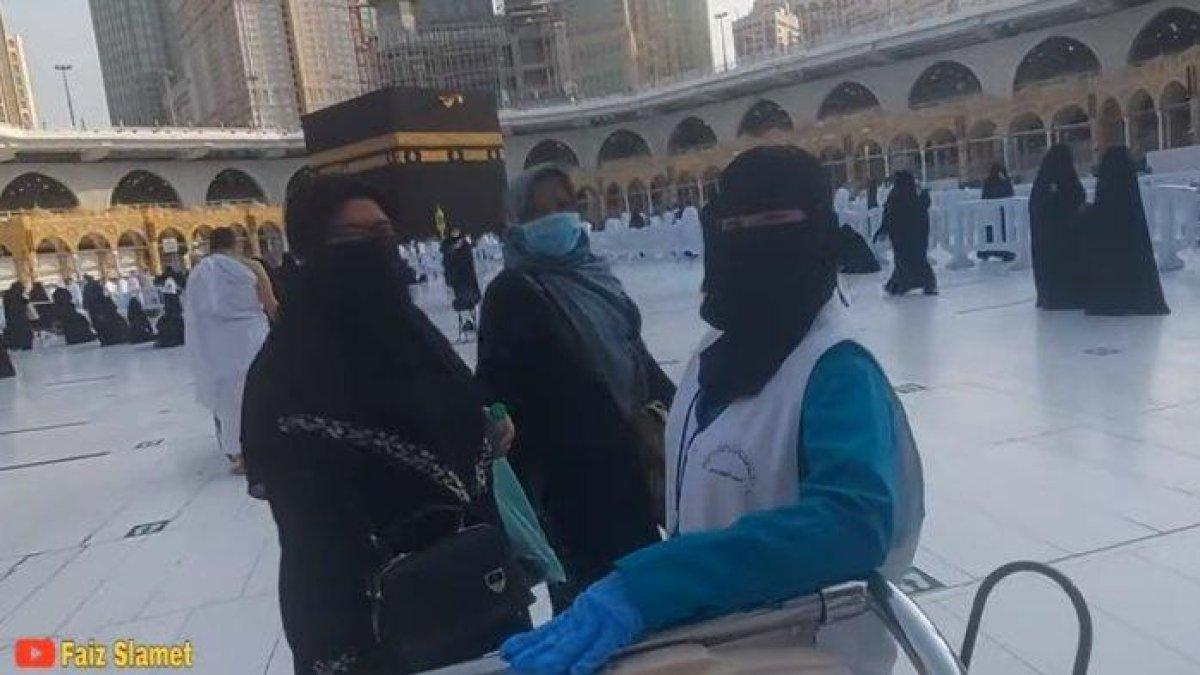 Kisah TKW asal Kalimantan ternyata tugasnya membagaikan air zamzam di Masjidil Haram Arab Saudi.