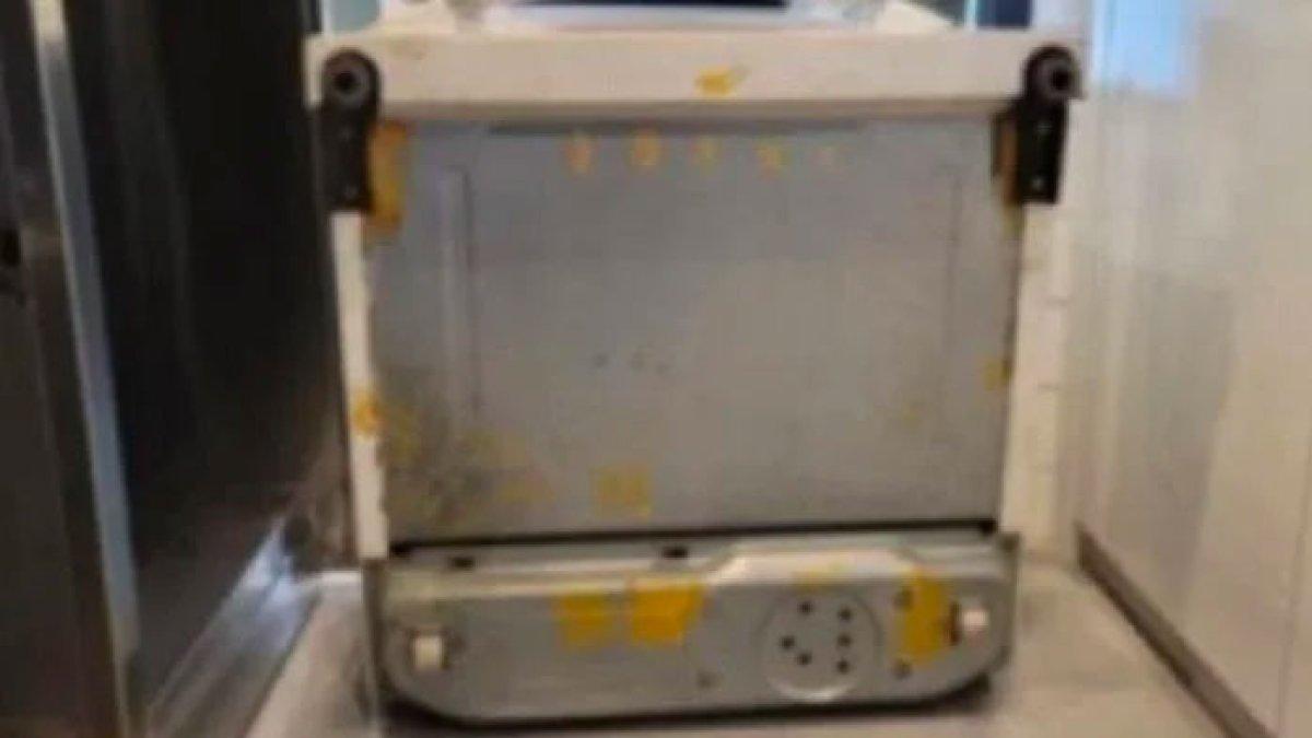 Kisah pria menemukan uang Rp1,2 M dari kulkas bekas yang dibelinya