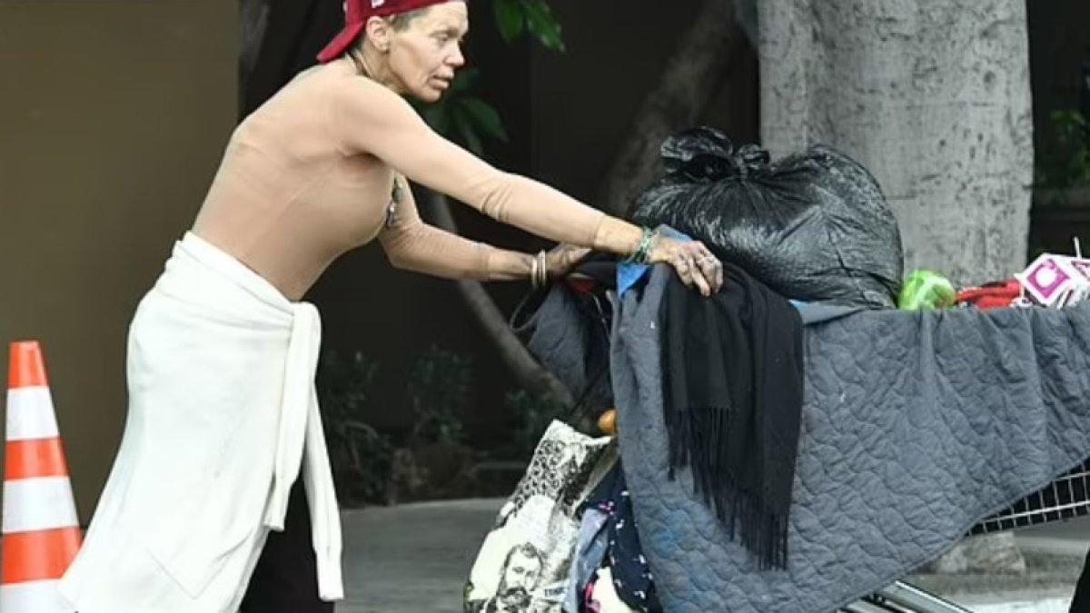 Loni Willison kini jadi gelandangan.