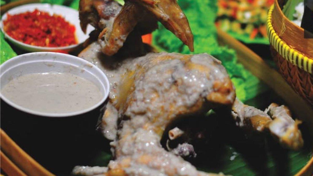 REKOMENDASI KULINER KLATEN: Ingkung Ayam Areh, sajian khas Jawa yang menggugah selera