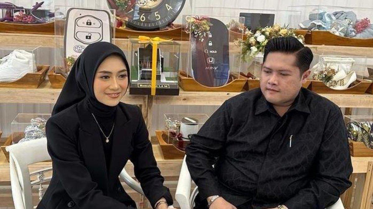 Pengantin viral yang ternyata tidak sembarangan latar belakangnya.