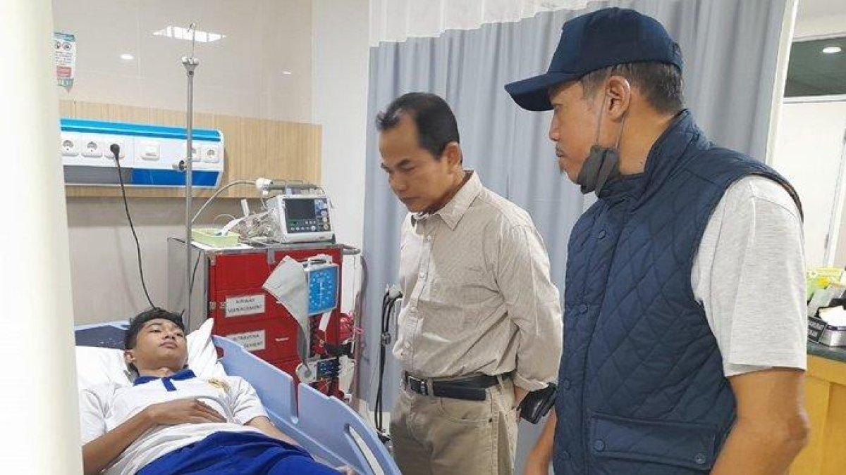 Pihak kampus UPN Veteran Yogyakarta telah mengevakuasi para mahasiswa baru yang mengalami keracunan massal saat mengikuti kegiatan Pembekalan Bela Negara di Yonmek 403/WP, Jumat (18/8/2023).