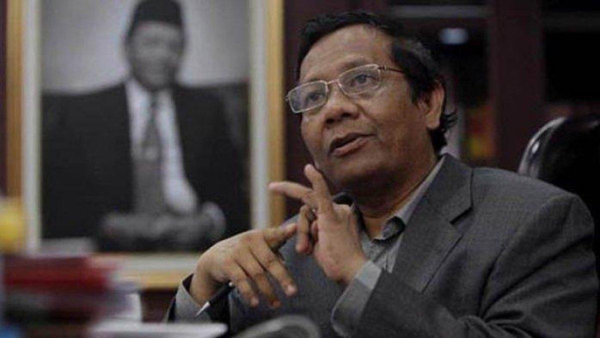 Akhirnya terjawab! Alasan Mahfud MD segera mundur dari Kabinet Presiden Jokowi, singgung Paslon lain: Agar fair, mundur!
