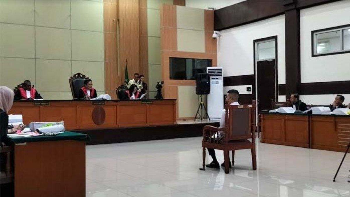 Majelis Hakim Pengadilan Negeri Jakarta Timur menjatuhkan vonis 20 tahun penjara kepada terdakwa Yudha Arfandi atas kasus kematian Dante, anak dari Tamara Tyasmara dan Angger Dimas