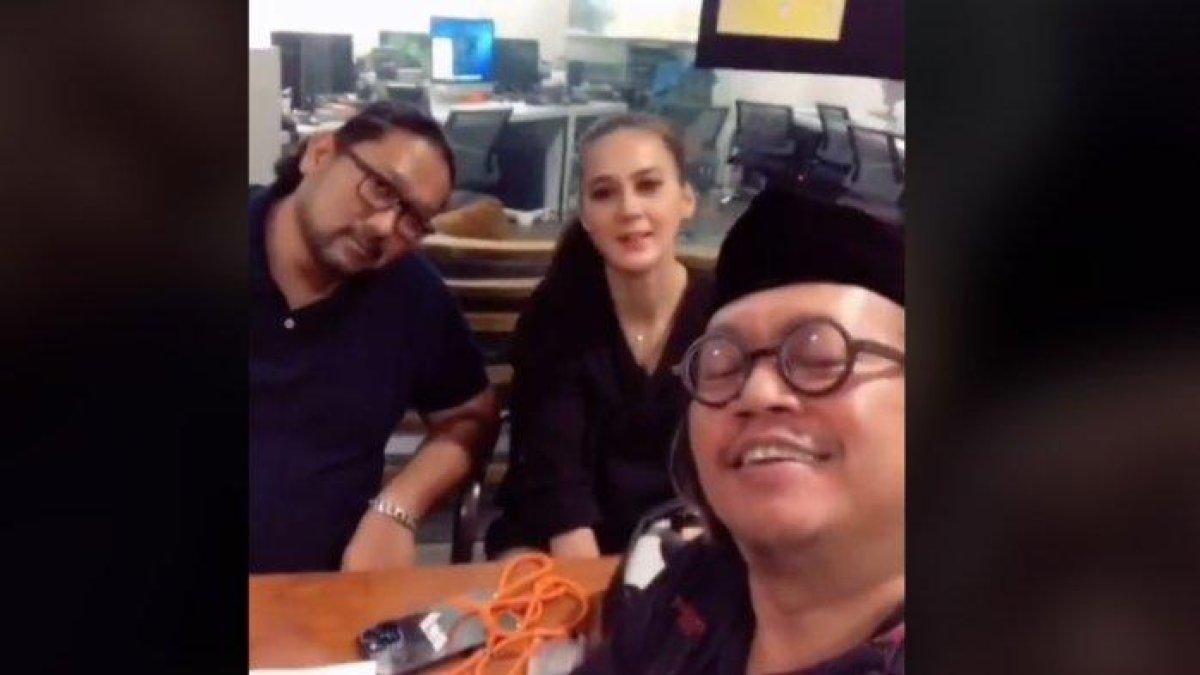 Momen Paula Verhoeven bersama Nico Surya terekam di postingan Moamar Emka. Kini disebut pemicu Baim Wong Gugat Cerai