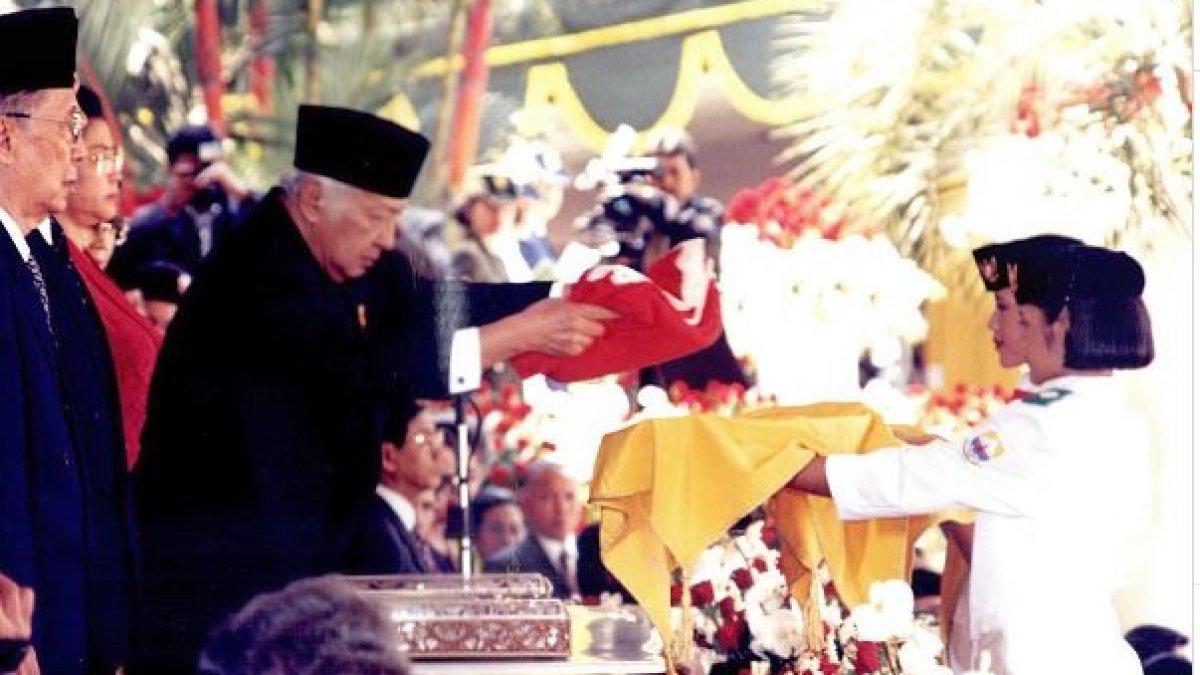 Momen Soeharto terakhir kali pimpin upacara di Istana Merdeka.
