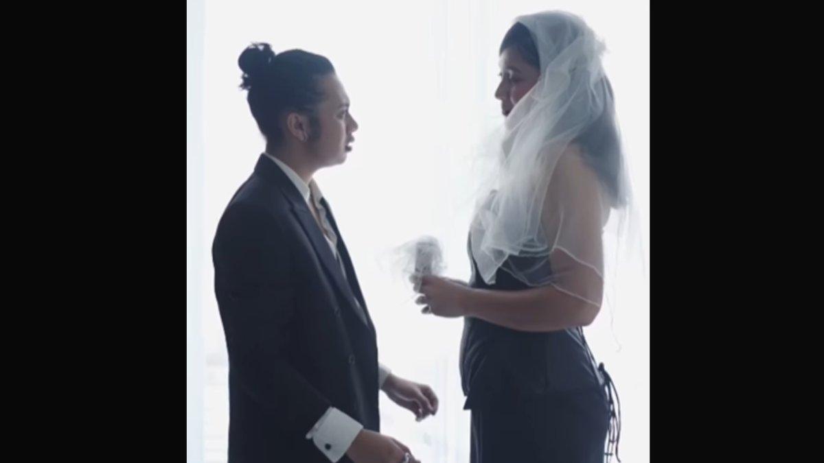 Momen lamaran Bastian Steel dan Sitha Marino ternyata gimmik.