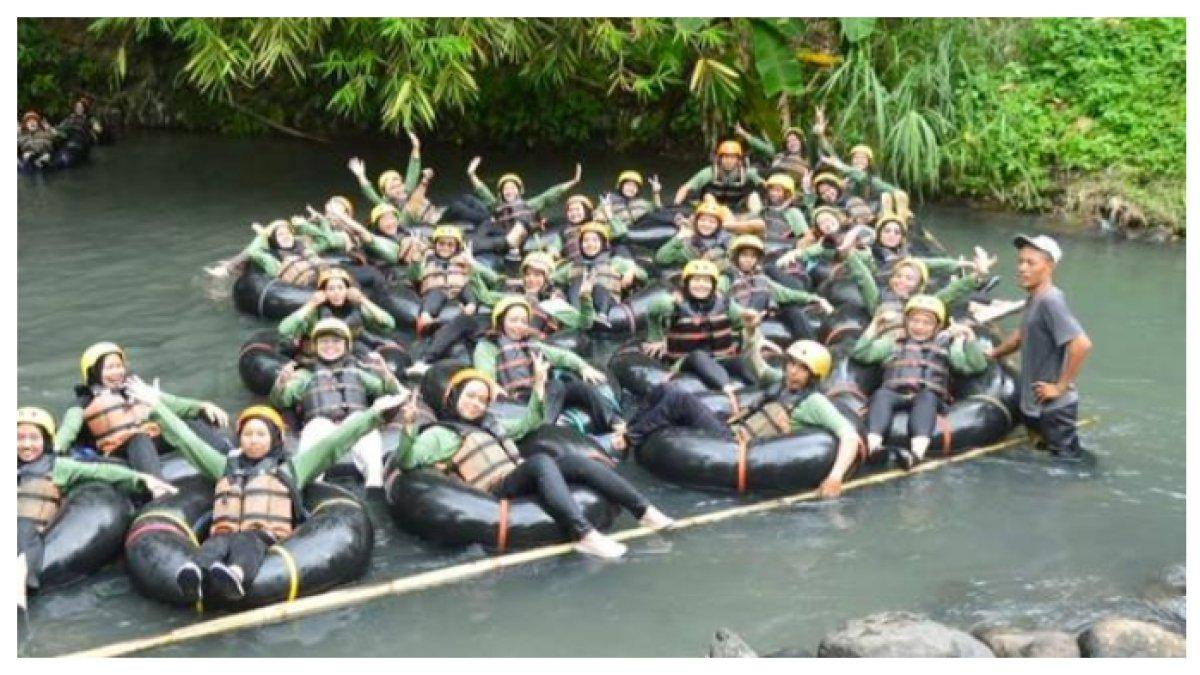 NEW RIVERMOON KLATEN:Tubing dan Outbound di New Rivermoon Klaten