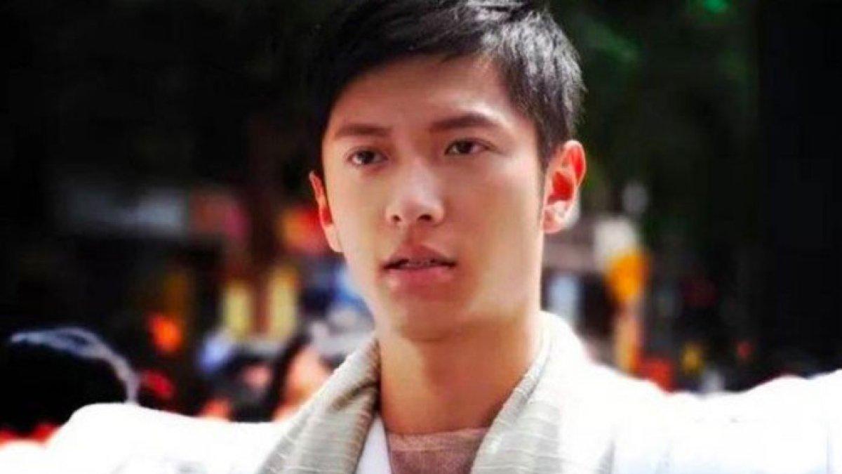 Nasib aktor terkaya berubah, kini kerja di tempat cucian mobil