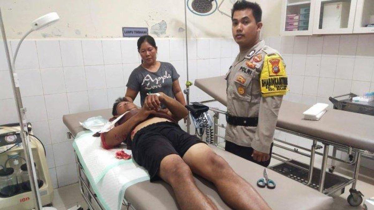 Nelayan di Batam, Kepulauan Riau (Kepri) diterkam buaya ketika sedang asyik berburu kepiting bakau.