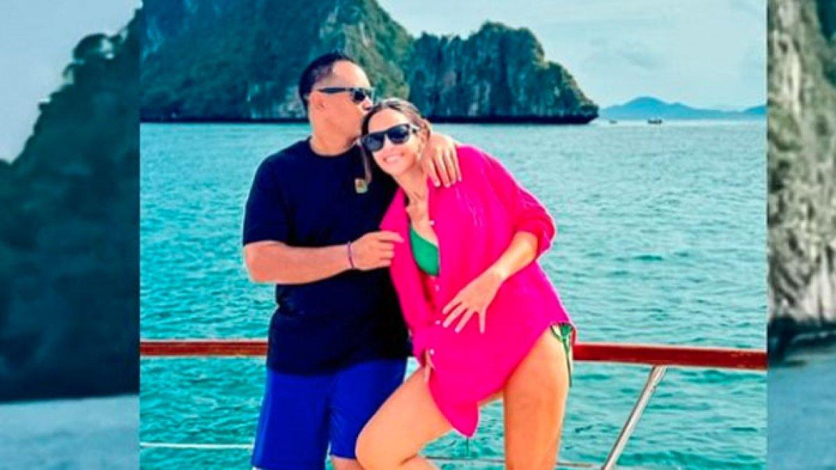 Nia Ramadhani liburan naik yacth mewah