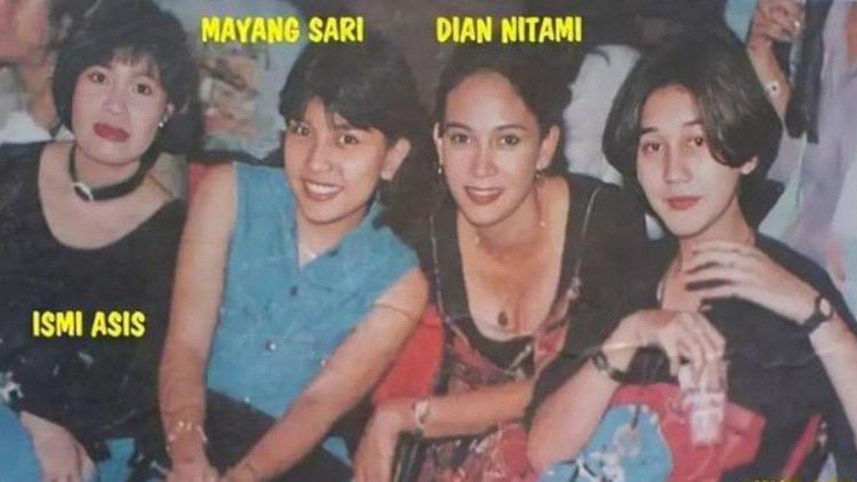 Nike Ardilla bersama Mayangsari.