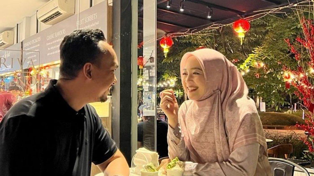 Nuri Maulida bersama sang suami