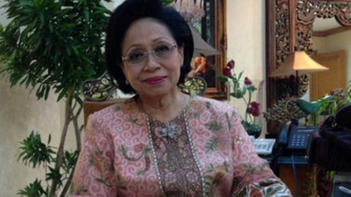 PEMILIK BRAND KOSMETIK - Martha Tilaar merupakan pemilik brand kosmetik Sariayu. Bisnis meledak dan kaya raya, Marsha Tilaar tak suka flexing, pilih biasa saja.