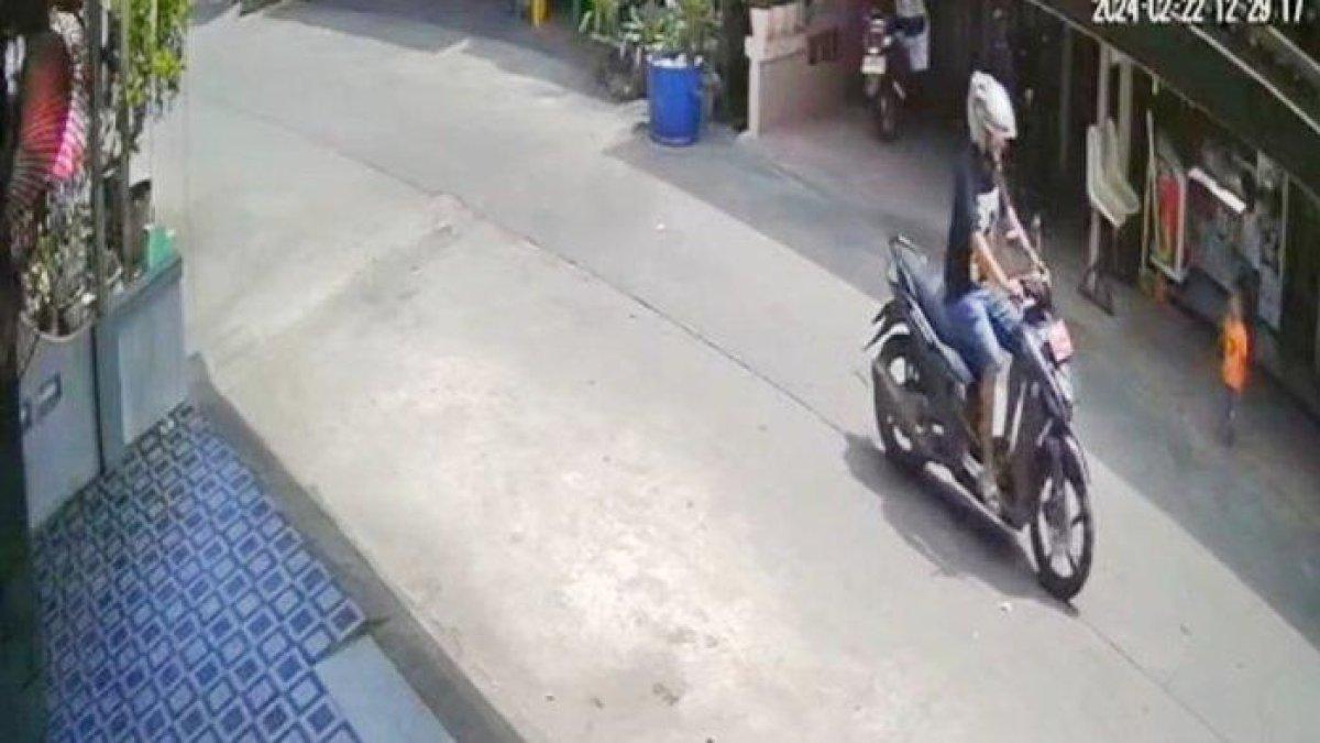 Maling sepeda motor