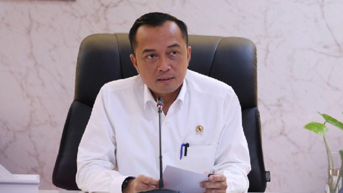 PRASETYO HADI - Menteri Sekretaris Negara (Mensesneg) Prasetyo Hadi dalam konferensi pers di Jakarta, Senin (17/3/2025). Presiden Prabowo Subianto menunjuk Mensesneg Prasetyo Hadi sebagai Juru Bicara Presiden.