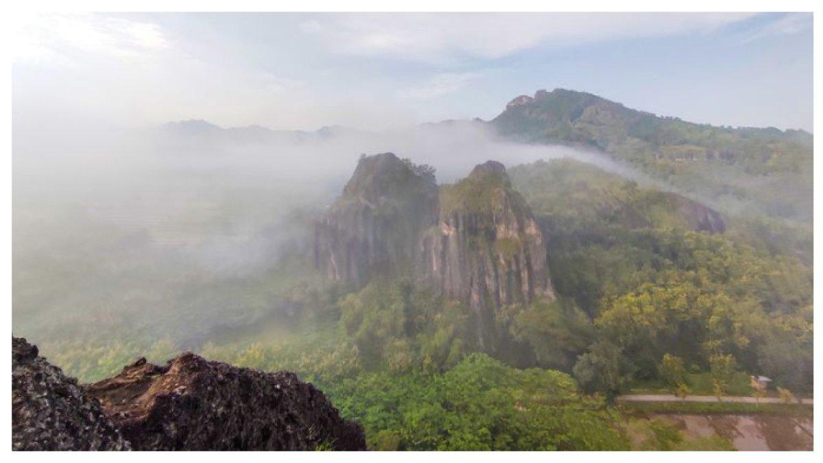 PAGI SANGAT BERKABUT - Pagi berkabut di sekitar wisata Gunung Sepikul, Sukoharjo.