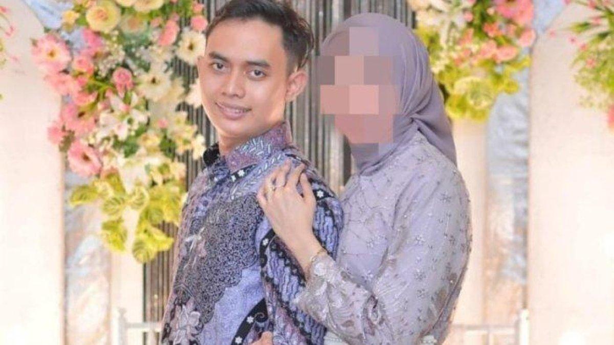 Panji Satria dengan istrinya