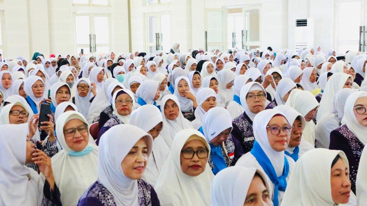 CALHAJ ASAL KLATEN - Para Calhaj dalam acara Pamitan Calhaj 1446 H/2025 M yang digelar di Grha Bung Karno, Selasa (6/5/2025).