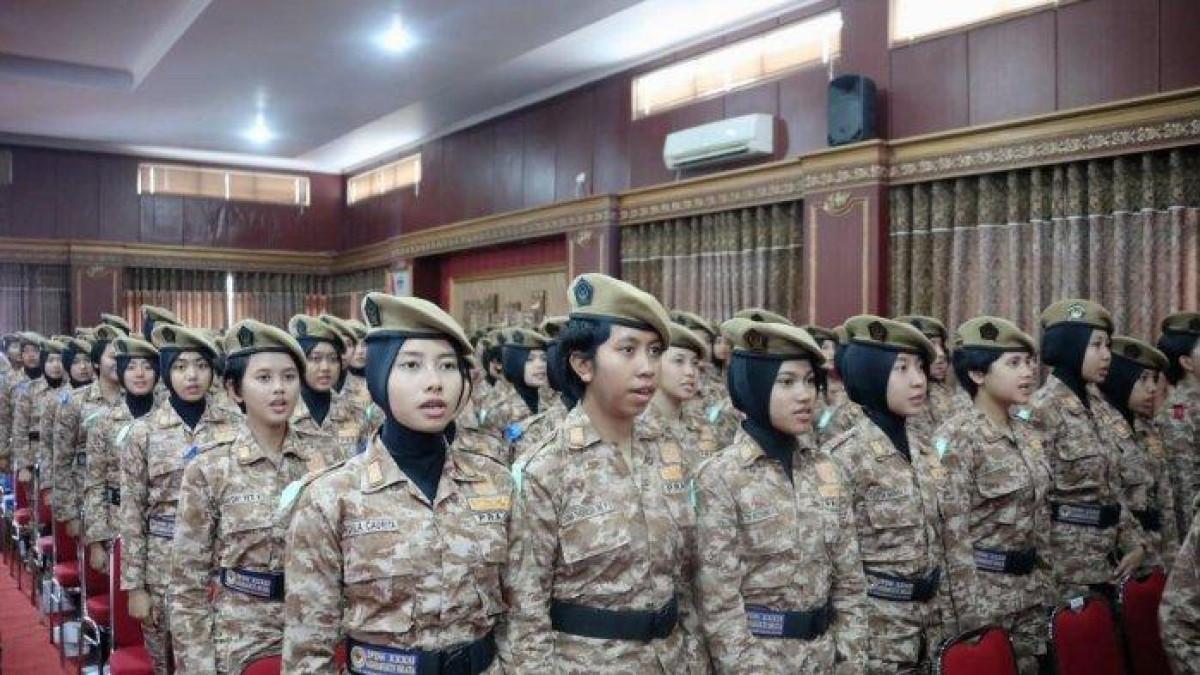 PENDAFTARAN SEKOLAH KEDINASAN - Foto para praja madya angkatan XXXII IPDN yang diambil dari situs resmi IPDN. Pendaftaran sekolah kedinasan akan dibuka mulai 29 Juni 2025. Di sekolah kedinasan bisa kuliah gratis dan lulus langsung jadi PNS. Simak jadwal selengkapnya.