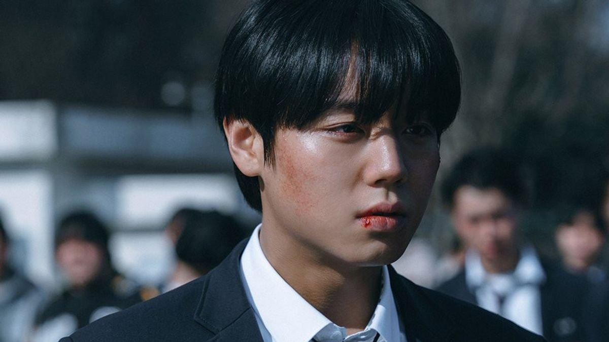 Park Ji Hoon dalam drama Weak Hero Class 2