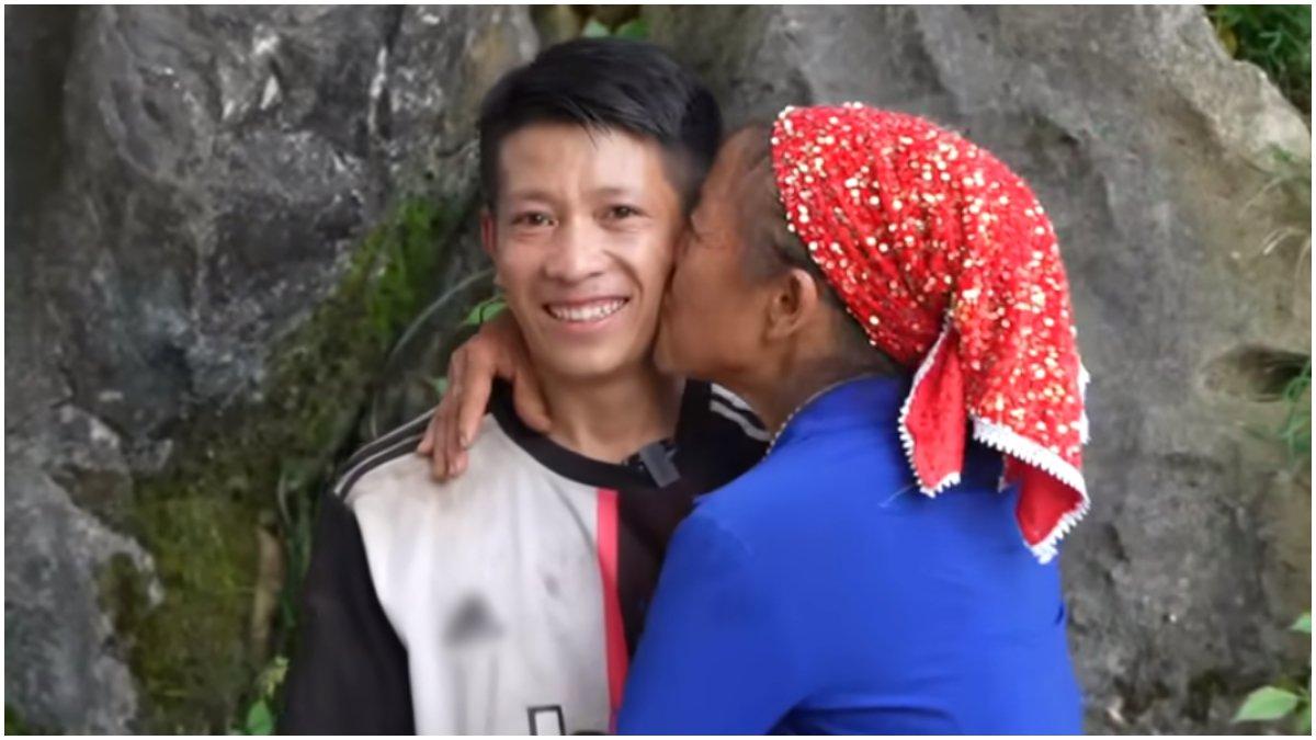 Pasangan Sinh dan Vu, usianya terpaut 27 tahun.