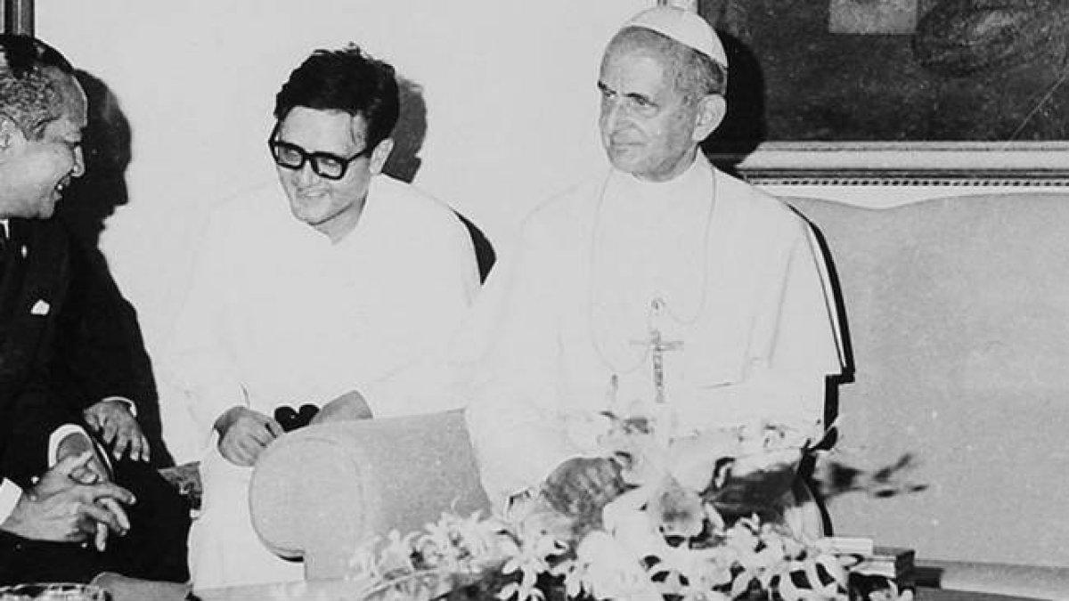 Paus Paulus VI saat berkunjung ke Indonesia 3 Desember 1970.