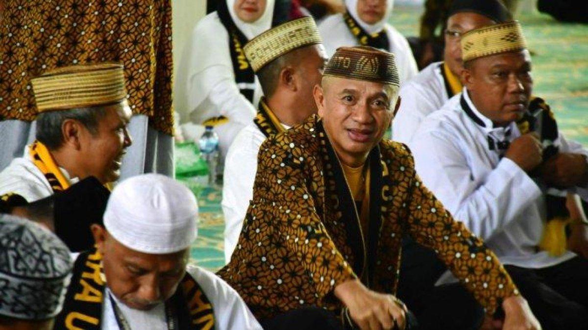 Pelepasan keberangkatan Saipul Mbuinga dihadiri ketua DPRD Pohuwato, Nasir Giasi di masjid agung baiturrahim, Sabtu, (15/10/2022).