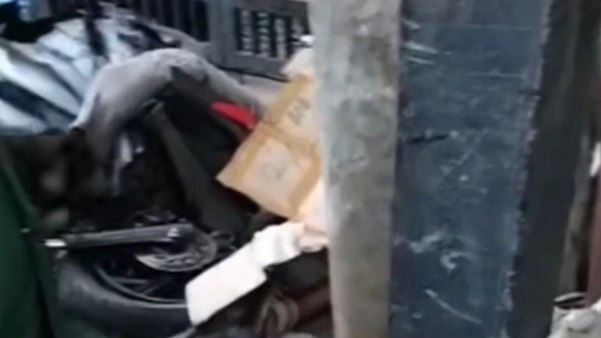 Pemotor tewas tabrak tiang listrik di Jalan Raya Kavling DKI, Kembangan
