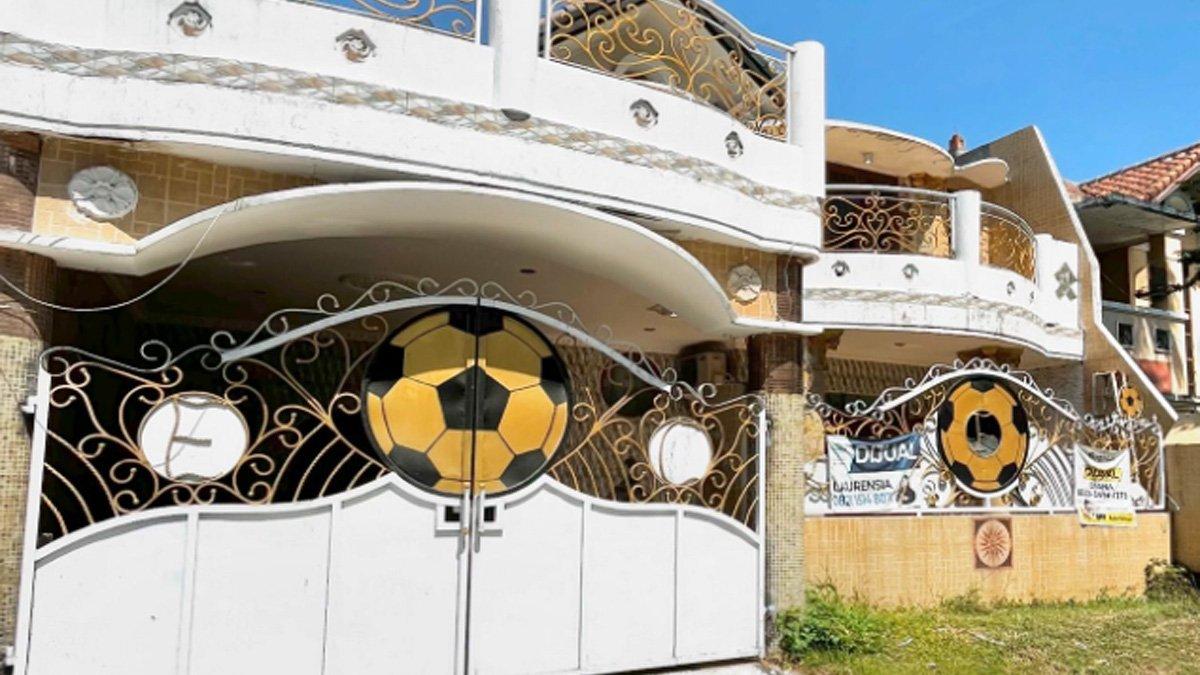 Penampakan rumah Cristian Gonzales yang dijual c