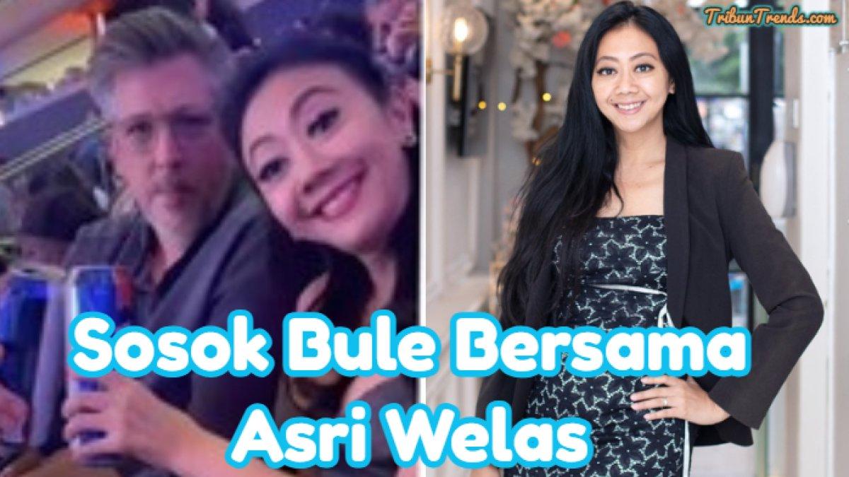 Inilah pengakuan Asri Welas mengenai sosok pria bule yang dituding menjadi selingkuhannya. Istri  Galiech Ridha Rahardja bantah tegas.