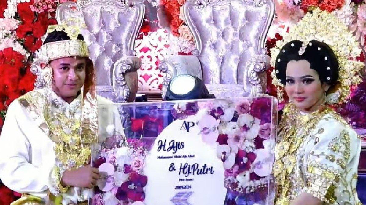 Penyanyi dangdut Putri Isnari atau Putri DA resmi menikah dengan Abdul Azis di Balikpapan Sport and Convention Center, Kalimantan Timur, Sabtu (20/4/2024).