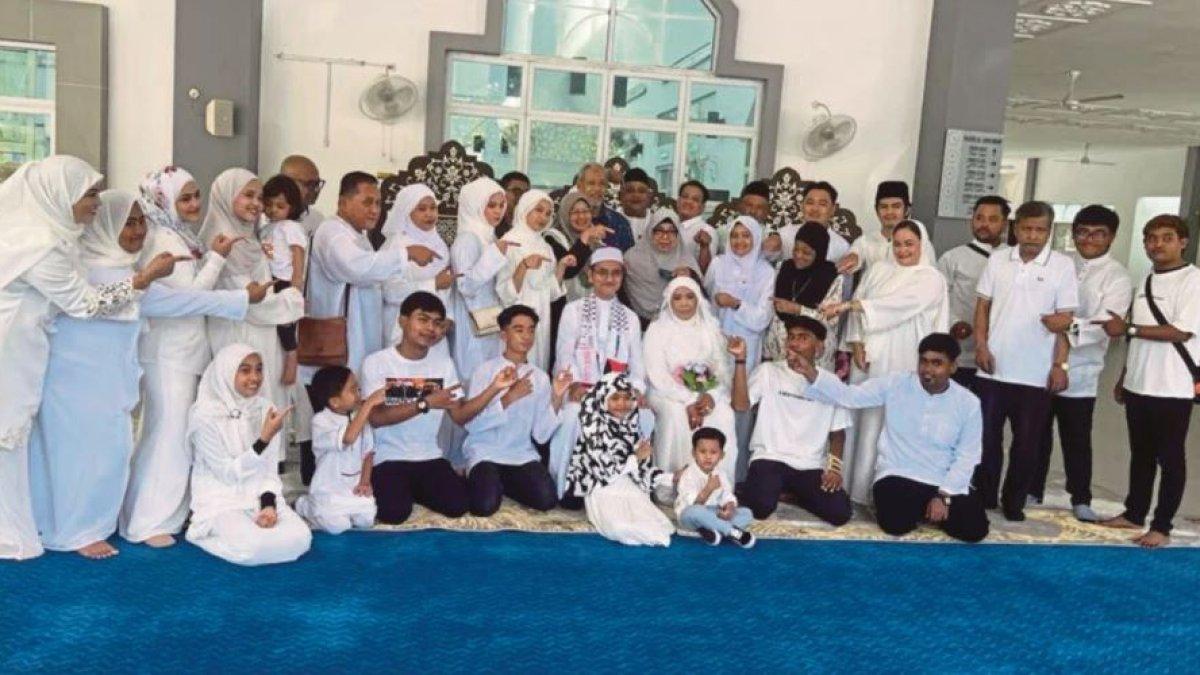 Pernikahan Habibah nenek 70 tahun