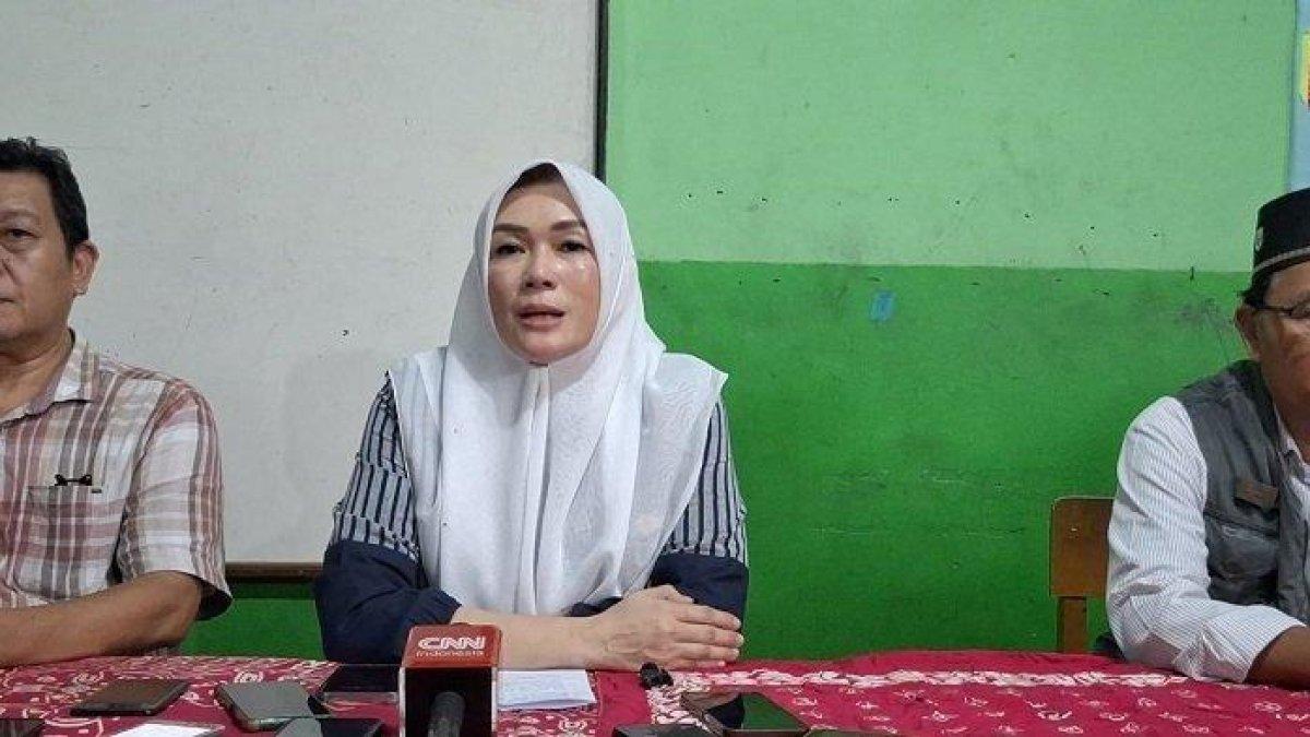 Pihak yayasan yang menaungi SMK Lingga Kencana Depok