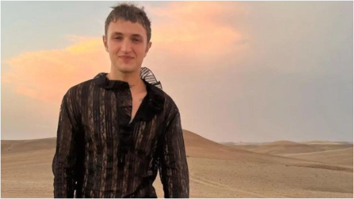 Potret Anwar Hadid sang model terkenal dari Amerika Serikat.