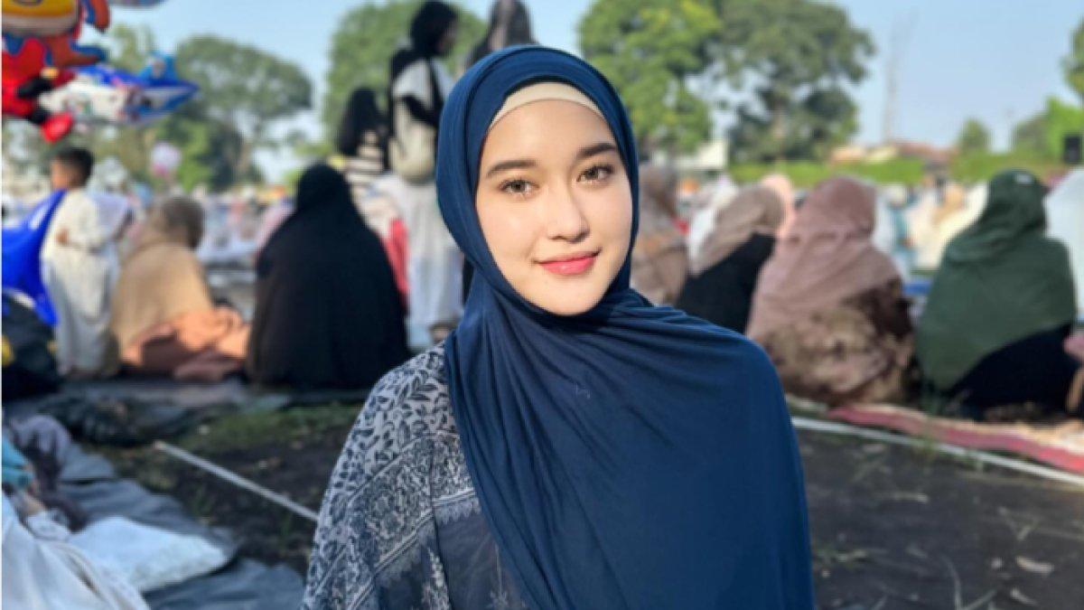 Potret Farah Kamila Asy Syifa istri Gus Zizan