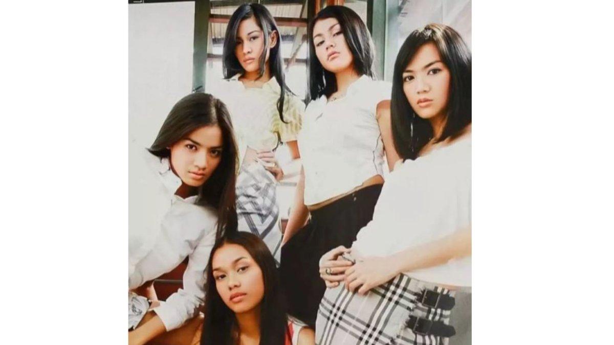 Potret para pemain film AADC.