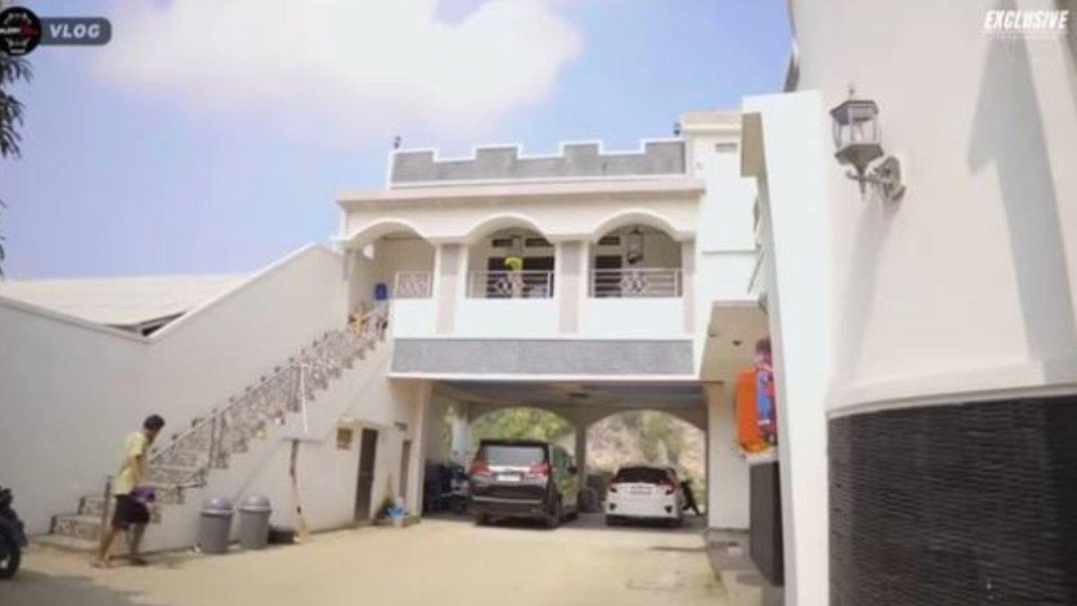 Potret rumah Andika Kangen Band di Lampung.
