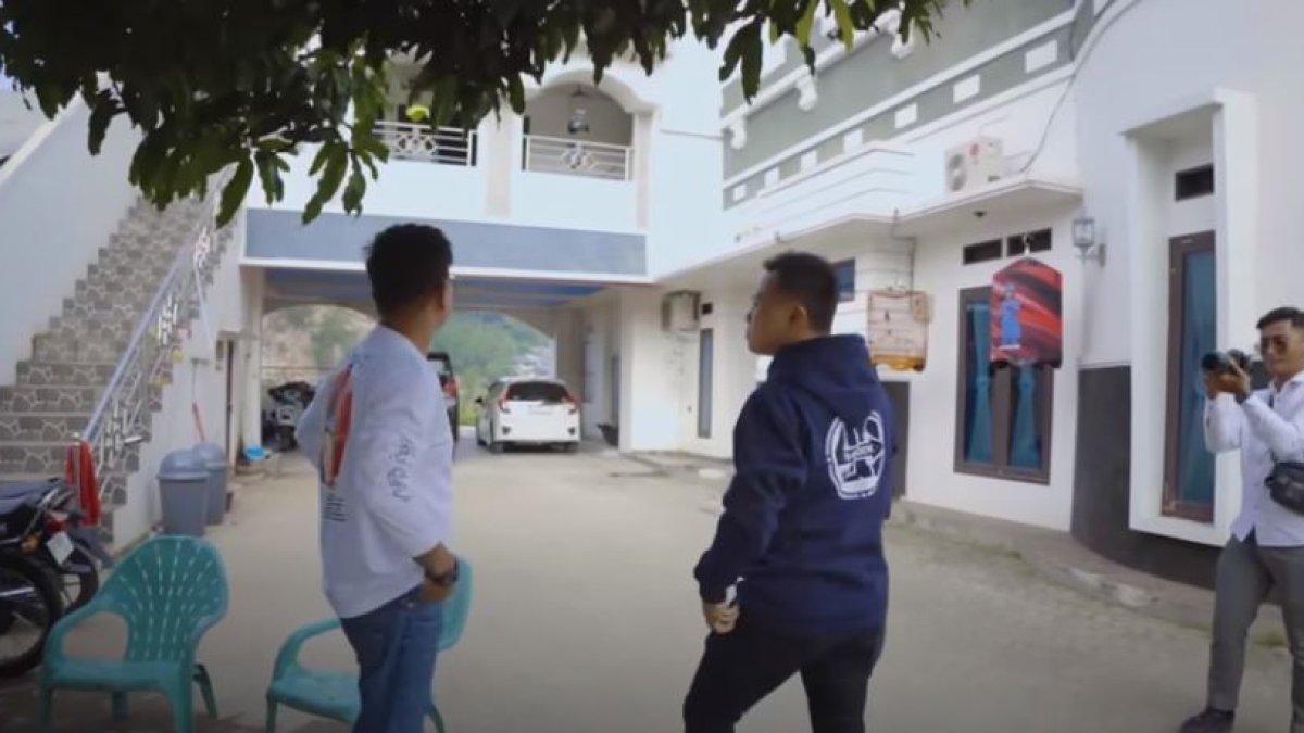 Potret rumah Andika Kangen Band di Lampung.