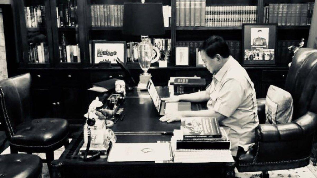 7 potret rumah Prabowo di Kertanegara yang kental nuansa etnik, lagi ramai dikunjungi calon menteri