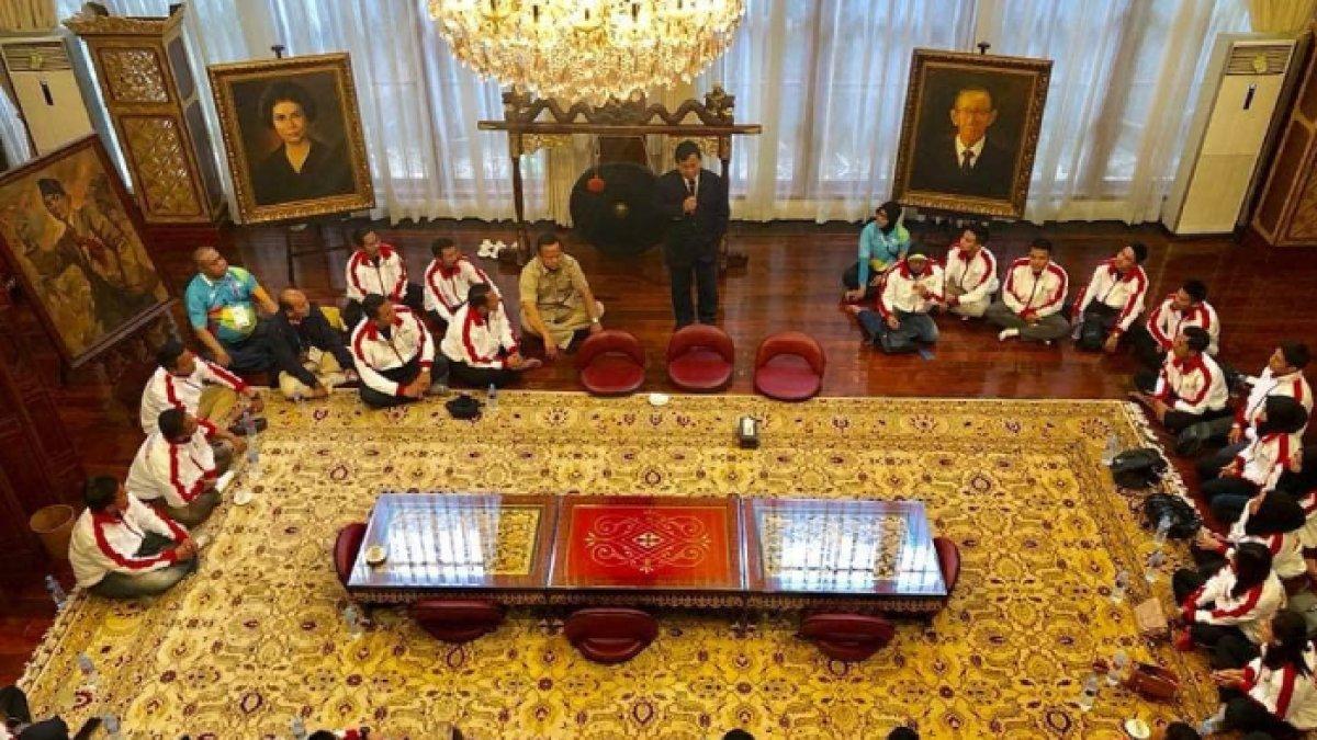 Potret rumah Prabowo di Kertanegara yang kental nuansa etnik, lagi ramai dikunjungi calon menteri (Instagram/@prabowo)